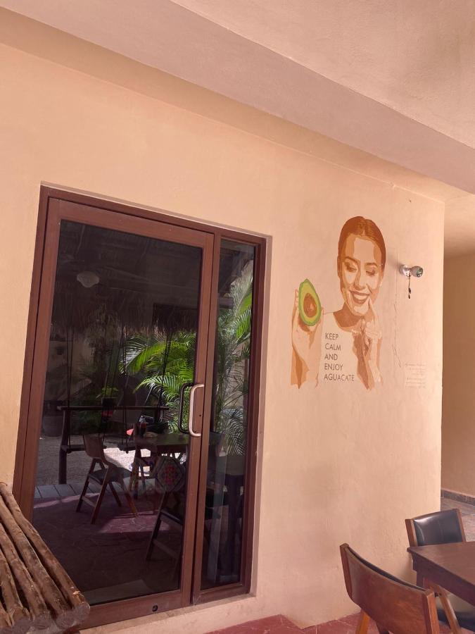 Suites Villas El Jardin ホルボックス島 エクステリア 写真